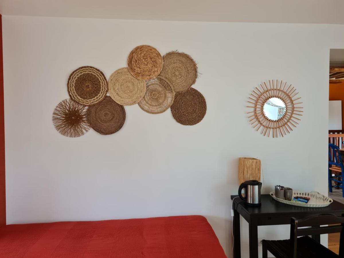 Bed and Breakfast Domaine De La Cour Vautier Mandeville-en-Bessin Esterno foto
