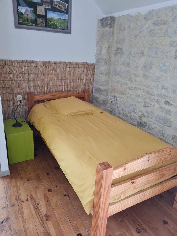 Bed and Breakfast Domaine De La Cour Vautier Mandeville-en-Bessin Esterno foto