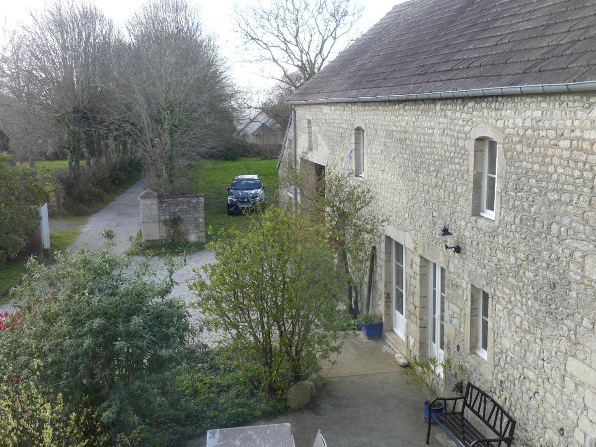 Bed and Breakfast Domaine De La Cour Vautier Mandeville-en-Bessin Esterno foto