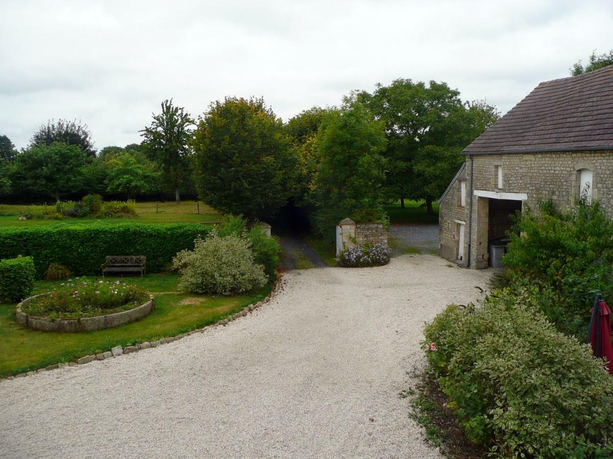 Bed and Breakfast Domaine De La Cour Vautier Mandeville-en-Bessin Esterno foto